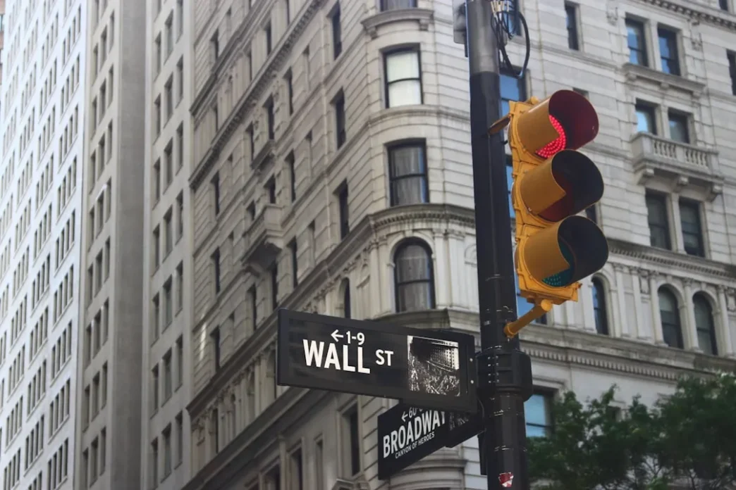 Photo Investors flee from growth